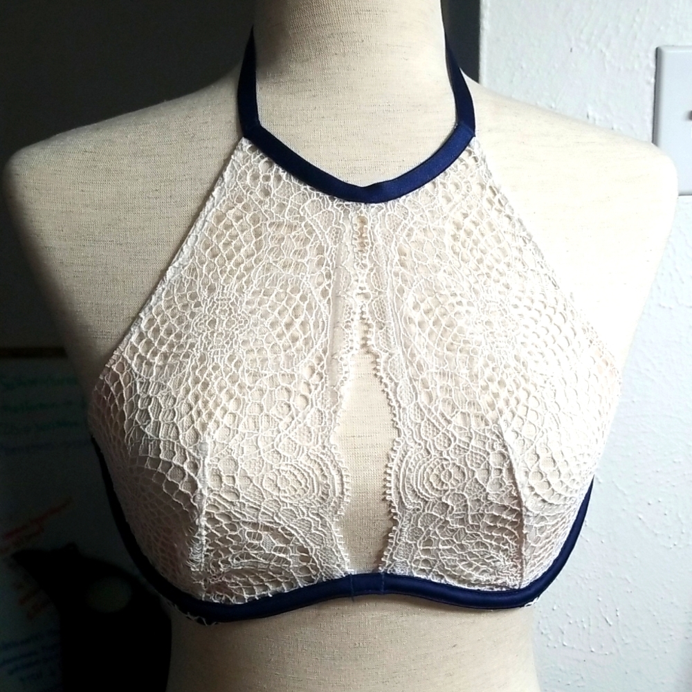 Victoria's Secret Halter "Very Sexy" All Lace Bra